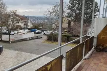 ツーリストアパートメント Wohnung Für Grosse Gruppe Bis 10 Person