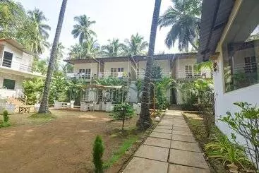 Fabhotel La Volga Nr Morjim Beach