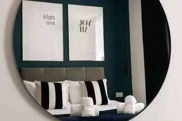 ツーリストアパートメント The Luxe Experience   Perfect Christmas Stay   Premium Central Plymouth House   Sleeps 8   Habita Pr