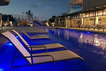 هتل آپارتمان Flat Em Frente Ao Parque Beto Carreiro