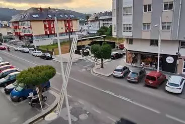 Apartamentos turísticos Piso Muy Amplio En Pleno Centro De Cantarrana   Viveiro