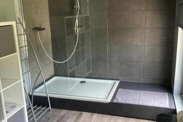 آپارتمان‌های توریست‌ها My House