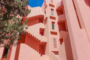 Turistlejligheder Apartment In Muralla Roja   0406