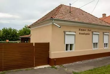 Majatalo Zimmer Feri Vendégház