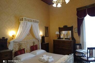 פנסיון Bella Epoque