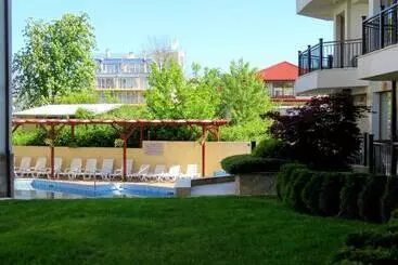 Aparthotel комплекс бяла виста до плажа Complex Byala Vista Near The Beach