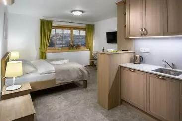 Huoneistohotelli Apartmány Roháče
