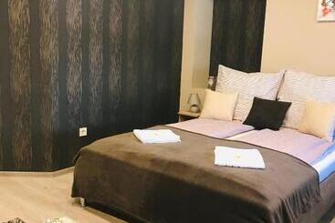 פנסיון Aranyfürt Vendégház