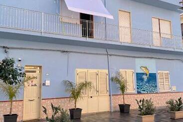 Appartamenti turistici La Vie Est Belle Apartments Sicily