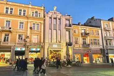 Pensió Atlas House Luxury Suites