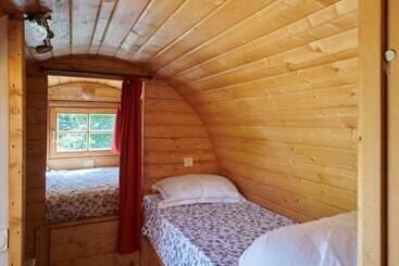 بنسيون Les Tonneaux Bourguignons Du Carré Saint Pierre