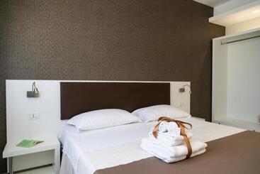 ペンション Rooms Dream Tropea