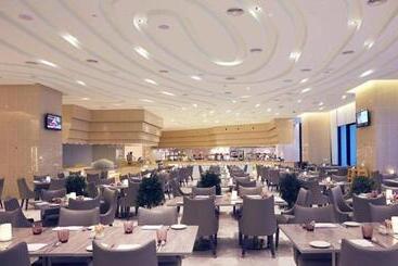 בית מלון כפרי Sky D Mont Suites