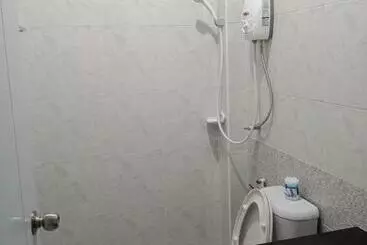 Hotel บ้านรวมสุข The Happiness