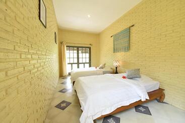 旅馆 Amrita Villa Sidemen