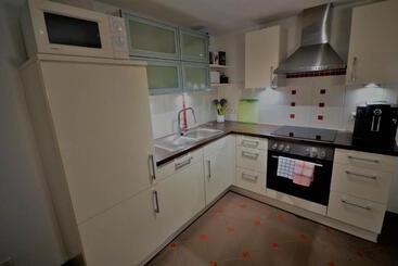 Turistlägenheter Ferienwohnung Glusavinahüsle