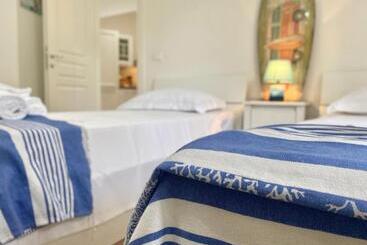 Жильё для туристов Casaviva   Trilo With Patio In Santa Margherita L