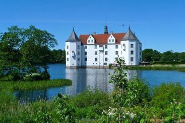 Tourist flats Landhaus Markerup