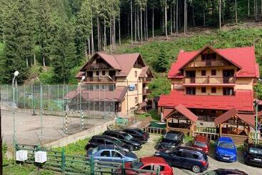 Pensiunea Valea Cascadelor