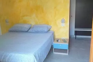 Pansiyon Room In Bb Spacious Double Room Right By The Sea