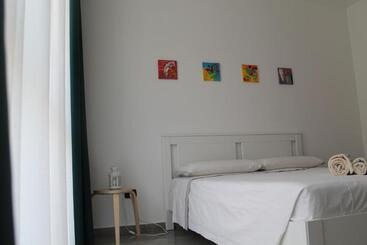 Turistlägenheter Studio 60 Holiday