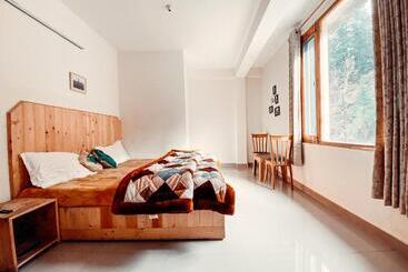 Retkeilymaja Backpackers Headquarter Manali