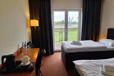 호텔 Przylądek Daglezja Nad Jeziorem Kórnickim