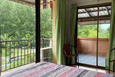 Pansiyon The Sandy House Khaolak