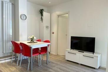 Apartamenty turystyczne Bilocale Al Crocevia