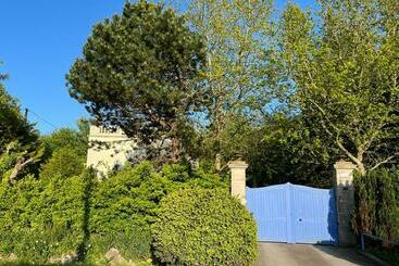 Apartamente turistice L Ile Des Iris   à 200 M De La Plage