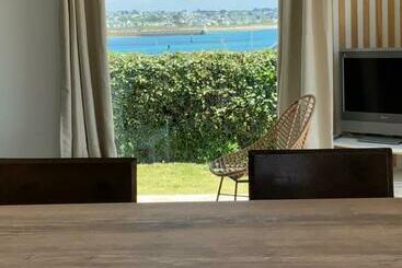 Turistihuoneistot Magnifique Villa Face à La Plage D Audierne