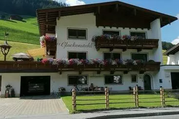 Turistihuoneistot Haus Glockenstuhl
