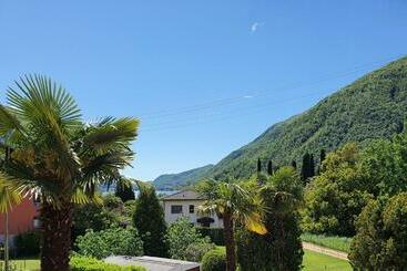 ツーリストアパートメント Casa Marmel, Con Magnifica Vista 2 Min Dal Lago