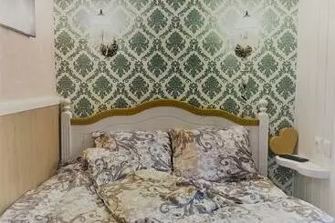 Turist apartmanları Renthouse Guest Apartment Alice