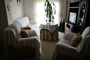 Apartaments turístics Piso Céntrico De 3 Dormitorios, 2 Baños + Garaje