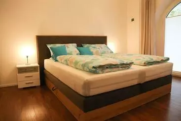 Turistihuoneistot Ferienwohnung Gipfelglück