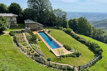 Жильё для туристов Dionisia S Home, Pool, Spa On Monviso Unesco Alps