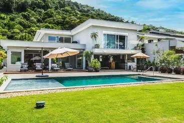 ツーリストアパートメント Mansão De Luxo Perto Da Praia Em Caraguatatuba
