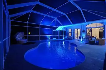 آپارتمان‌های توریست‌ها Exquisite 4 Bedroom Villa With Heated Pool Sarasota Area