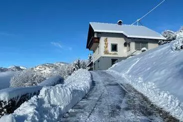 ツーリストアパートメント Haus Nocky Mountains