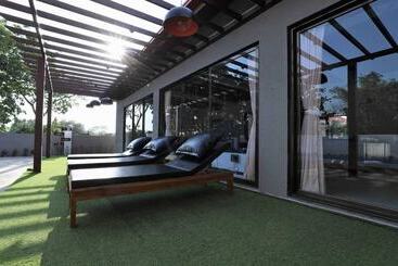 Appartamenti turistici Privystays Jk S Private Villa