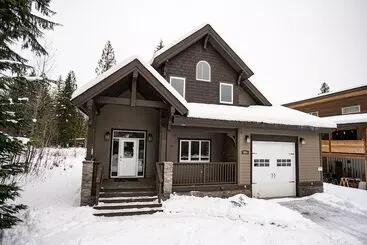 Apartamentos turísticos Mountain Gateway By Revelstoke Vacations