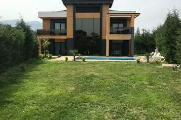 Ferienwohnungen Dsf Villas & Spa A17