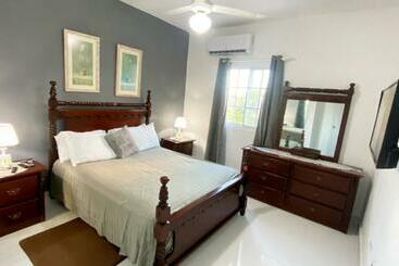 شقق خاصة سياحية Cozy 2br Near Playa Dorada, 3 Min In Car