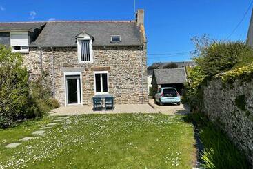 ツーリストアパートメント Gites La Ville Pain