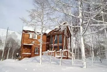 ツーリストアパートメント Midori House   Walking Distance To Rusutsu Resort