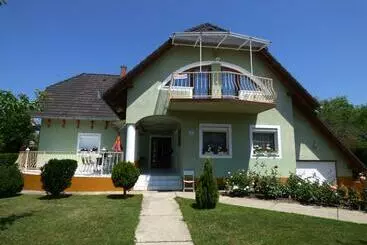 Ferienwohnungen Kovács Home