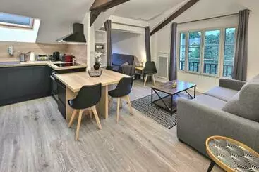 Turistihuoneistot Magnifique, T2 Bis Spacieux & Calme, Neuf, Parking