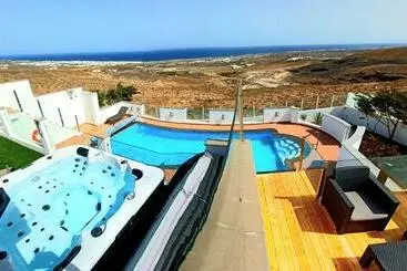 Pisos turísticos Villa Vista Mar Ii, 280 Qm, Heated Pool, Hottube, Gaming Room, Fast Internet, Meerblick