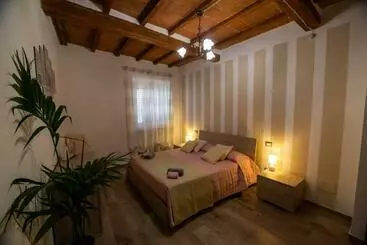 Turista apartmanok [castiglion Fiorentino] Chicca Sotto La Torre